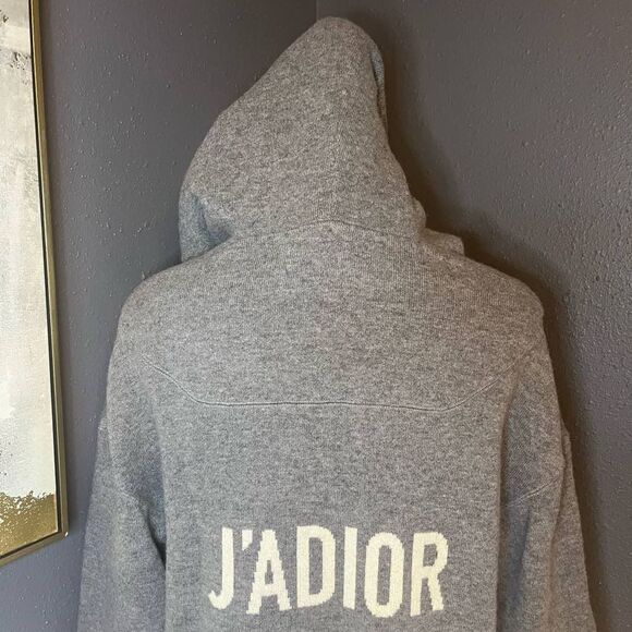 Christian Dior J'ADIOR 8' Hooded Cashmere Sweater with Rear Signature - Picture 11 of 13